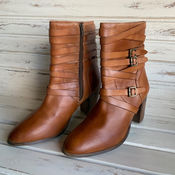 Diba Shoes - Multi Strap Mid Boot with Buckles
Diba True